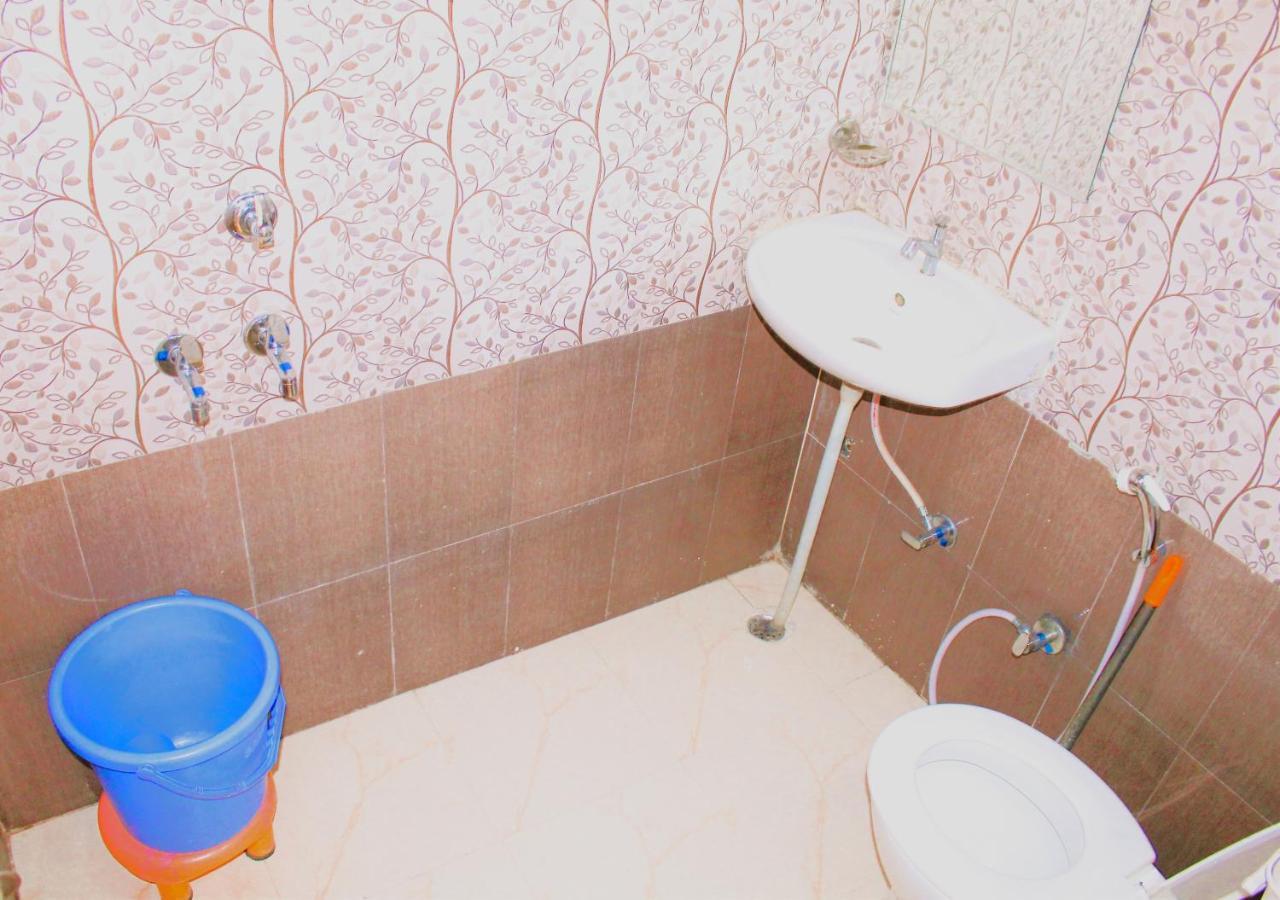 温莎小屋酒店 兰斯顿 外观 照片