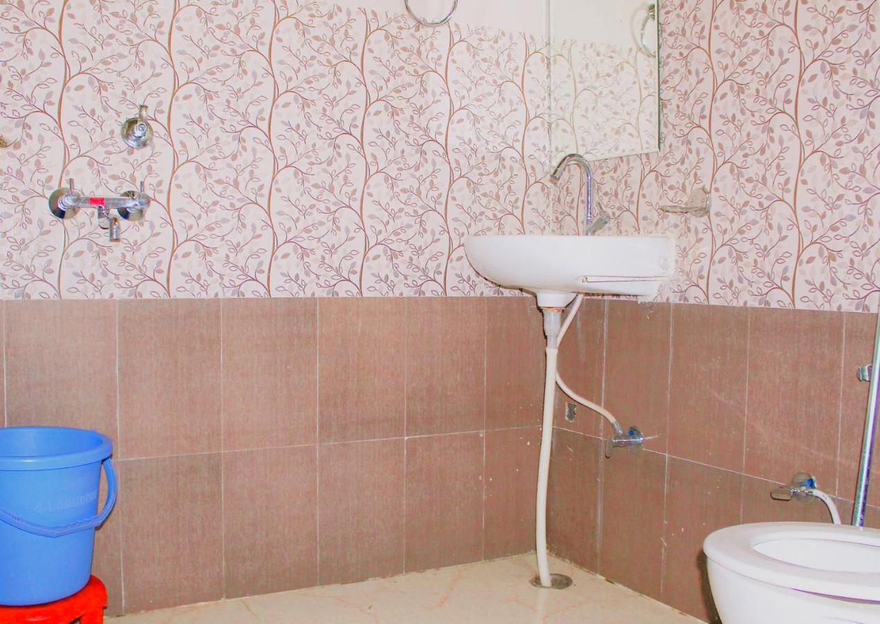 温莎小屋酒店 兰斯顿 外观 照片