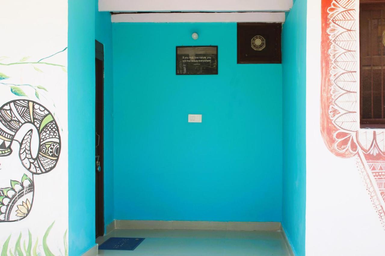 温莎小屋酒店 兰斯顿 外观 照片
